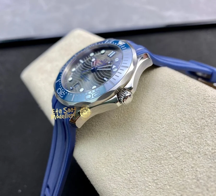 Replica Omega Seamaster Diver 300M Gri Kadran Mavi Bezel 42MM Saat