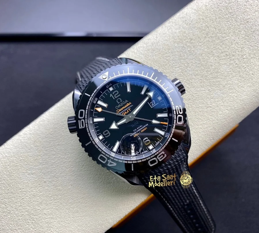 Replica Omega Seamaster Planet Ocean Master Chronometer GMT Deep Black 215.92.46.22.01.001