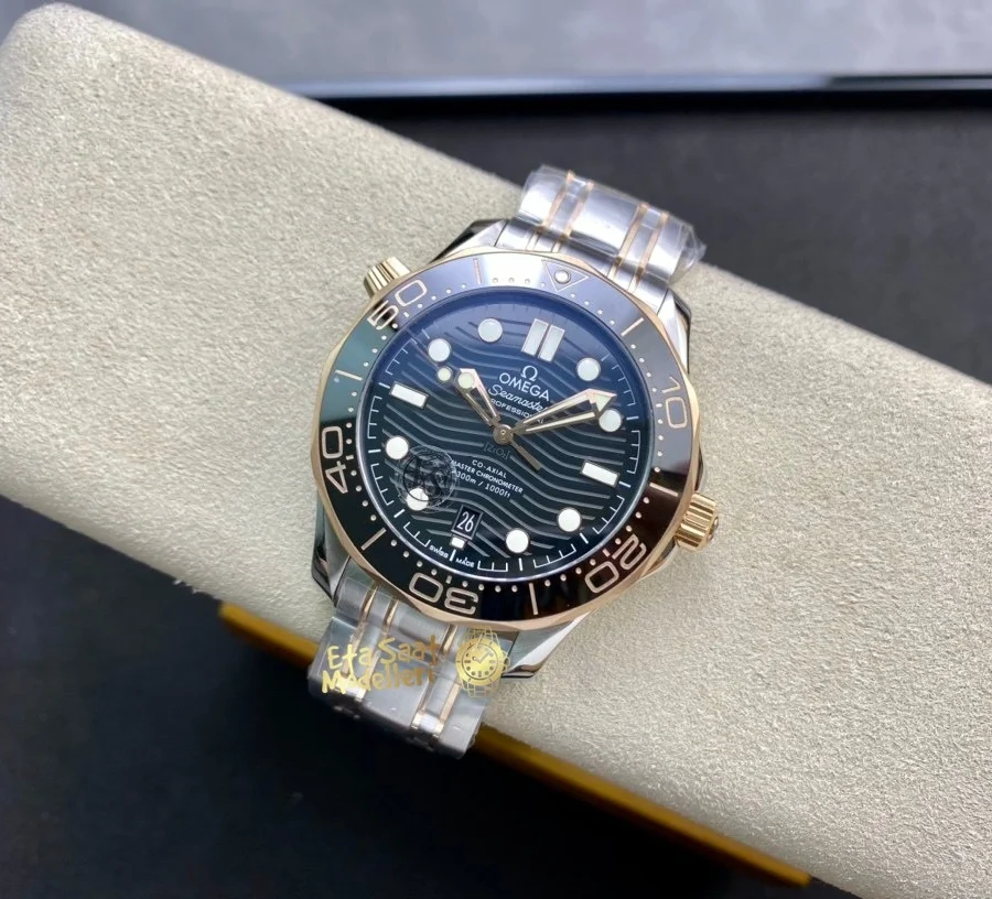 Omega Seamaster Diver 300M 210.20.42.20.01.002 Super Clone otomatik eta saat siyah kadran altın detaylı çelik bilezikli erkek modeli